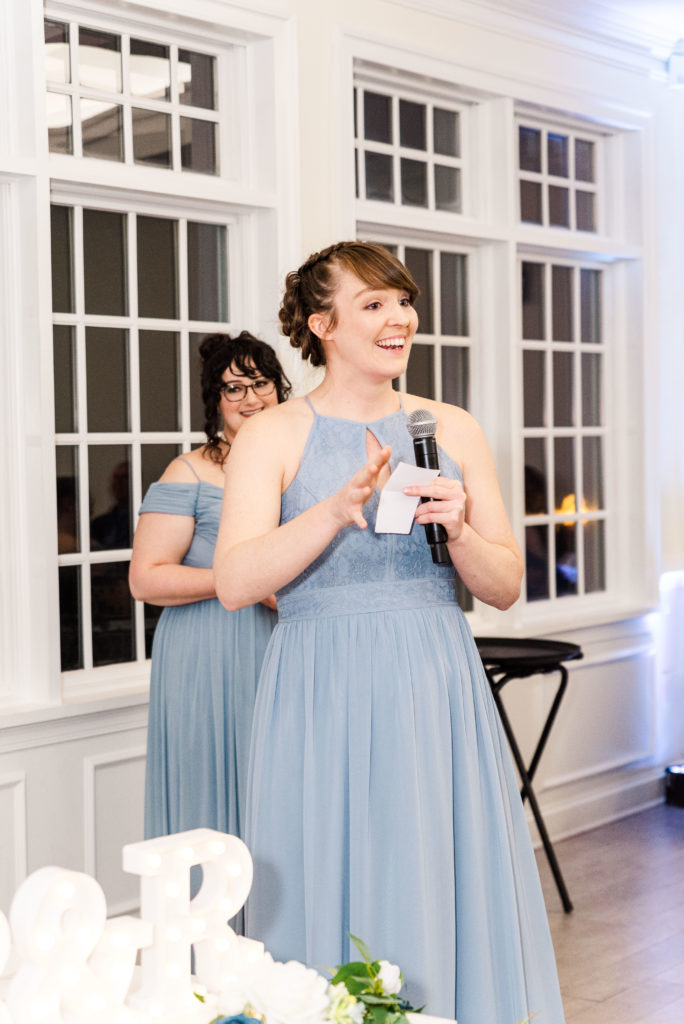 Bridesmaid giving wedding toast