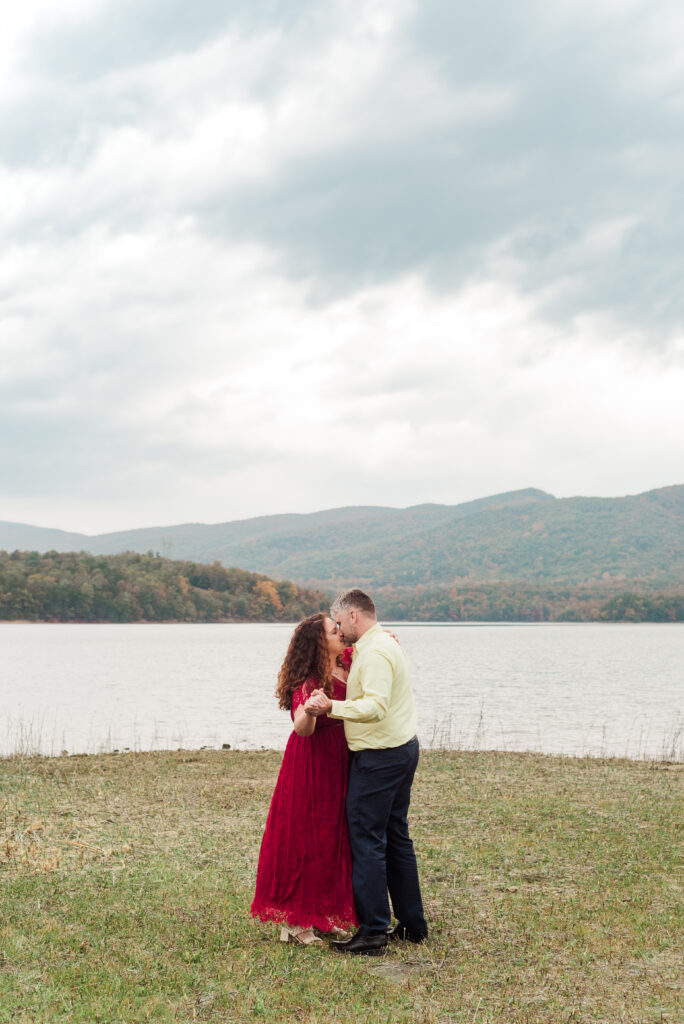 couple dancing at Carvins Cove Natural Reservoir, Virginia