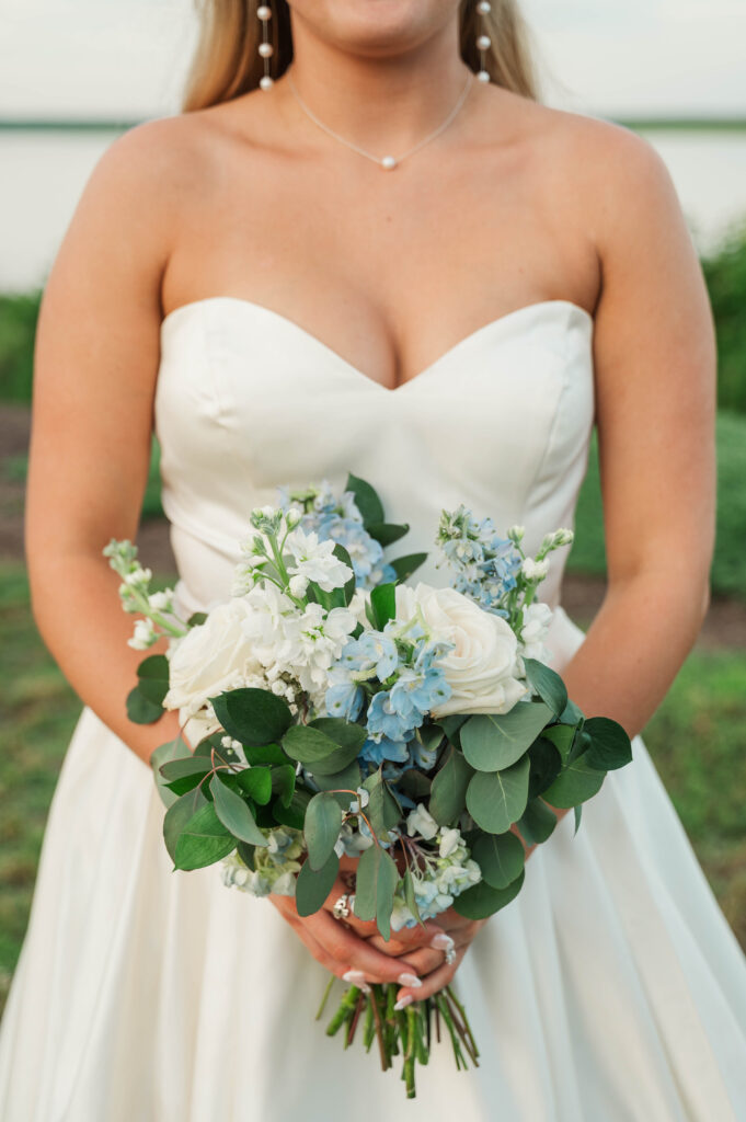 bride & groom portraits Cousiac Manor