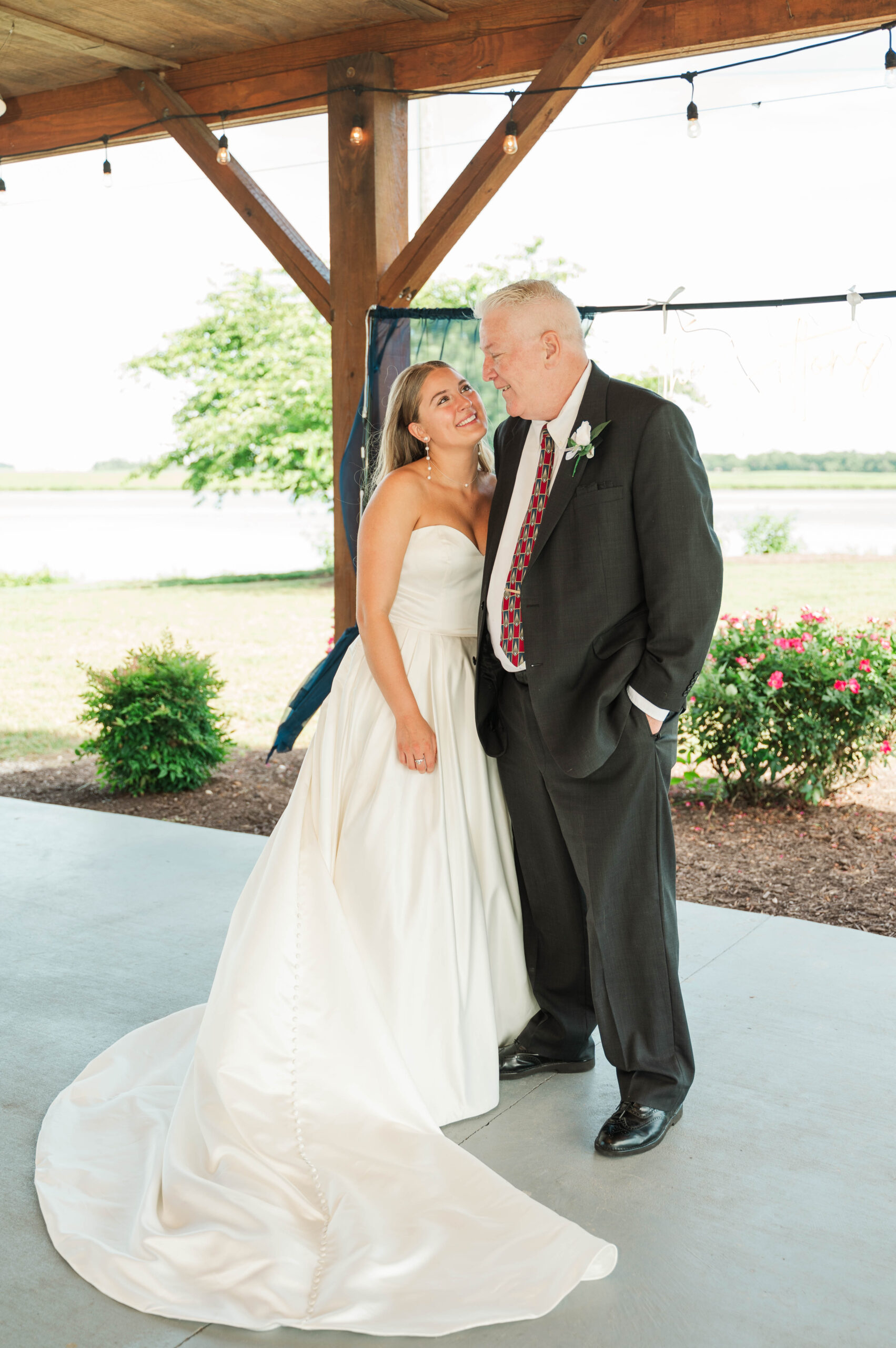 groom with dad