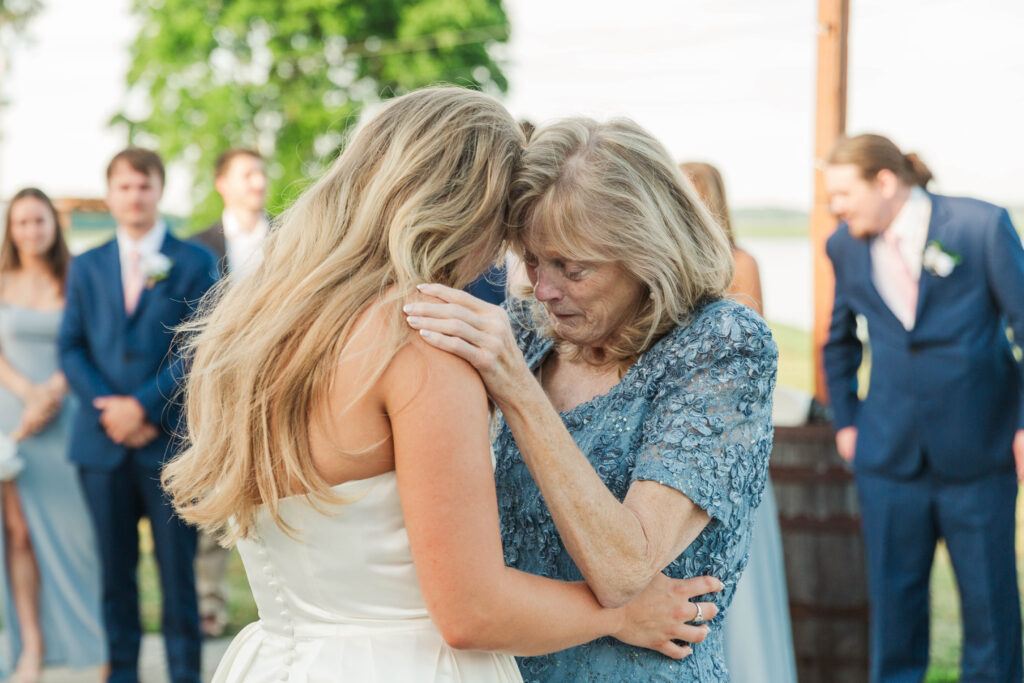 mother daughter dance during wedding at Cousiac Manor