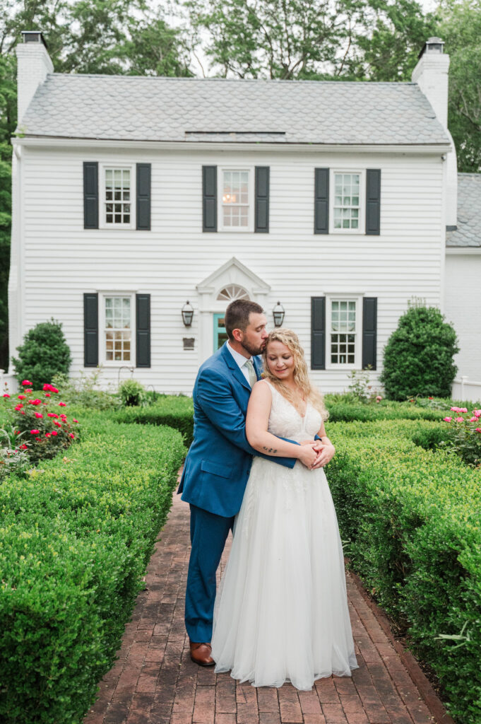 Bride & Groom Portraits The Historic Robertson Homestead