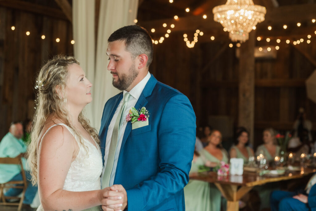 Bride & Groom First Dance