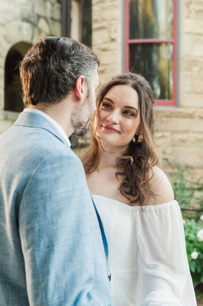 engaged couple, Maymont Mansion, Richmond, Virginia