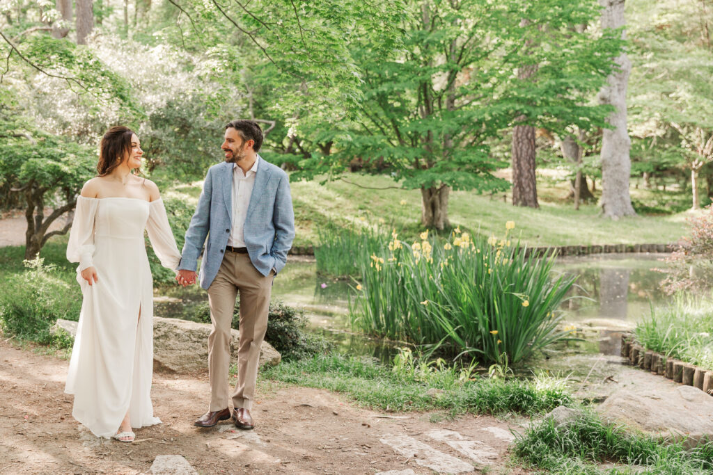 engagement session, Japanese Garden at Maymont