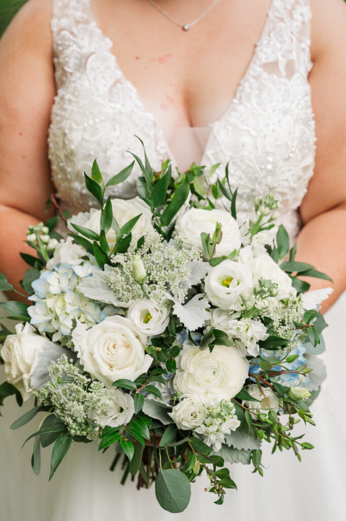bride and groom portraits