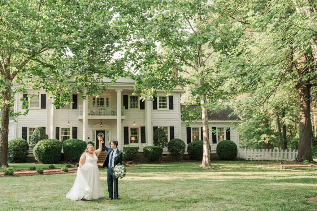 bride and groom portraits