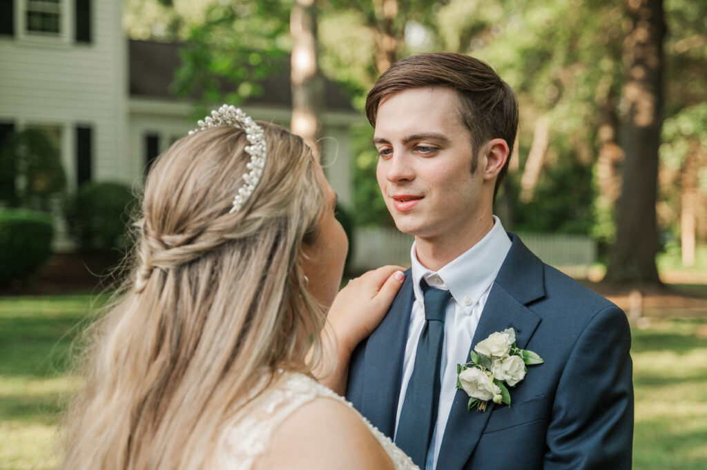bride and groom portraits