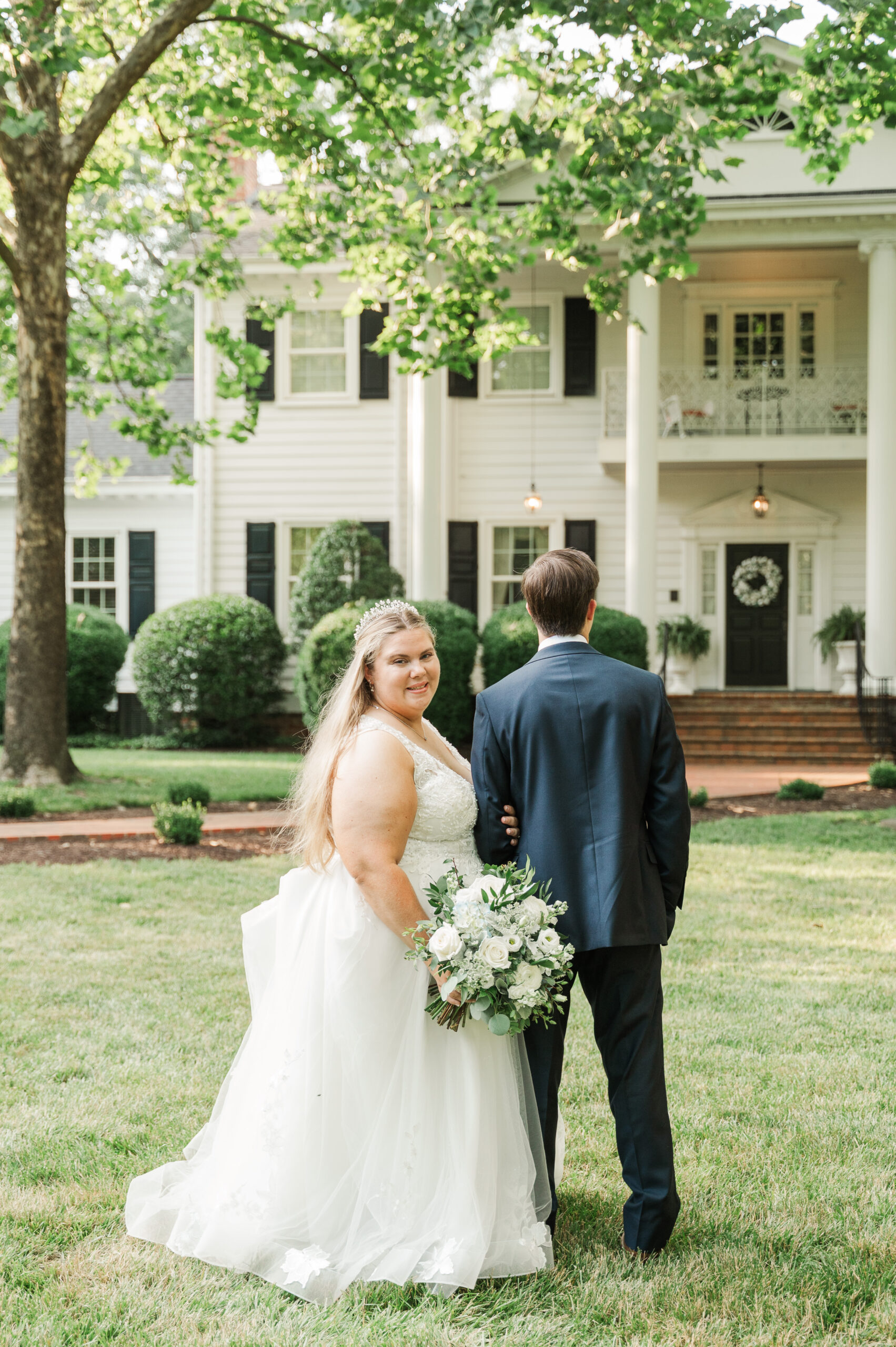 bride and groom portraits