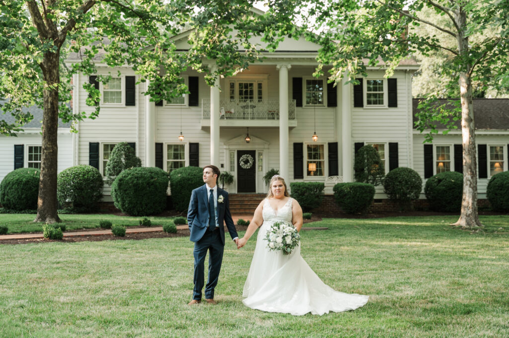 bride and groom portraits