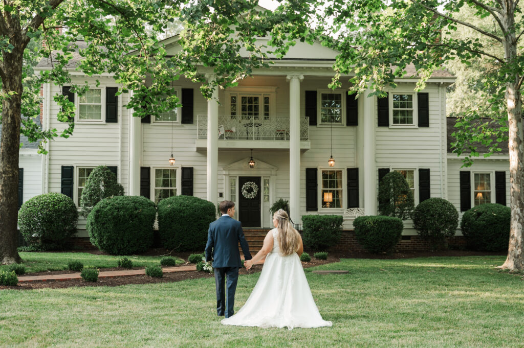 bride and groom portraits