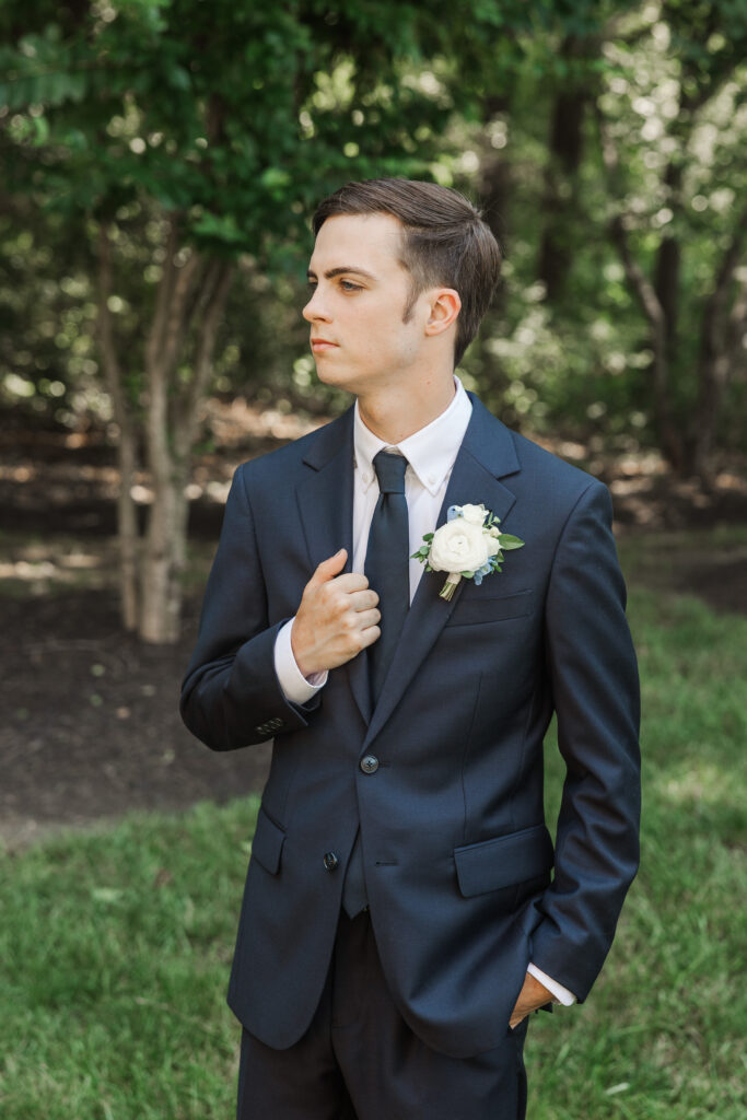 groom portrait