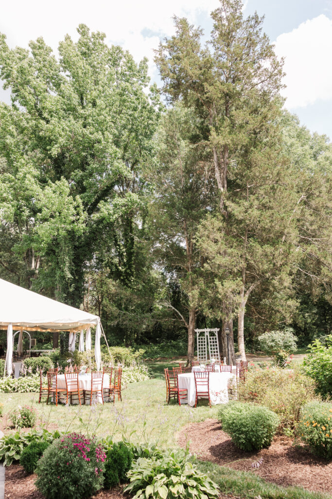 reception details Virginia Cliffe Inn