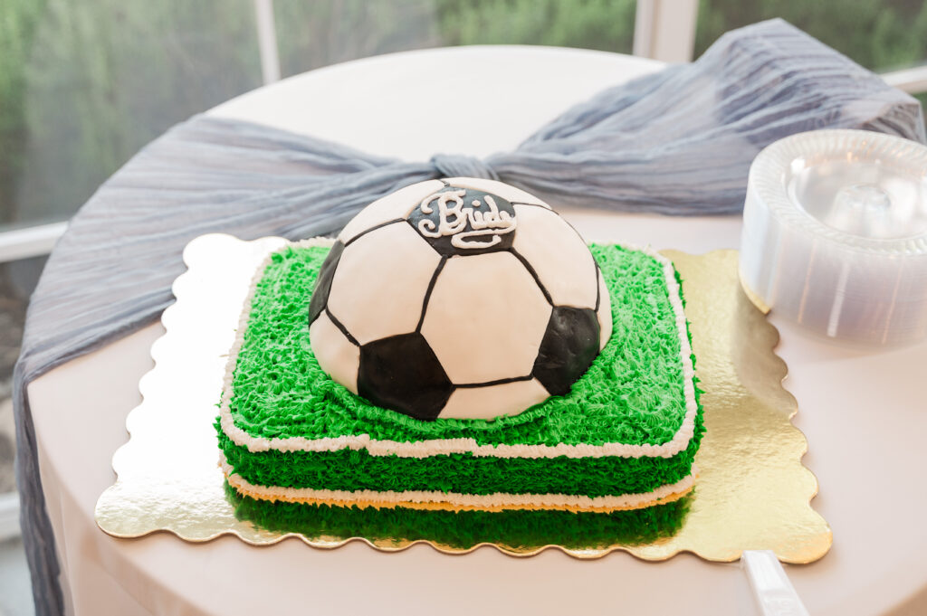 surprise wedding cake