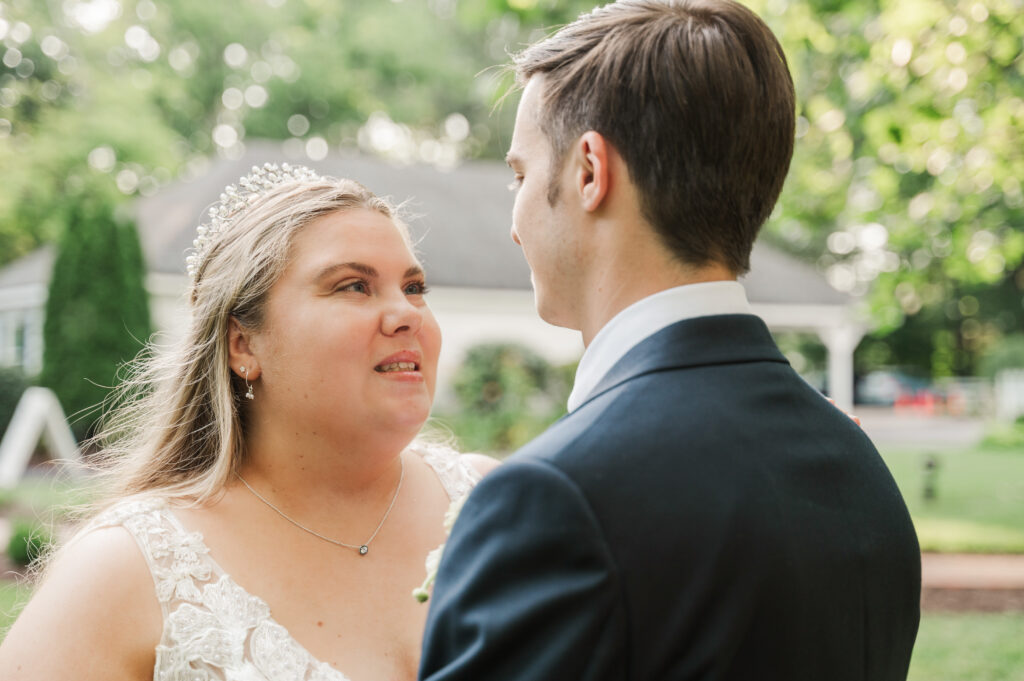 bride and groom portraits