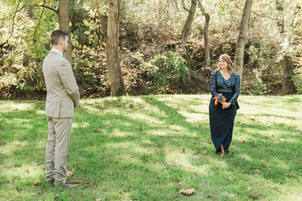 Groom & Mom first look
