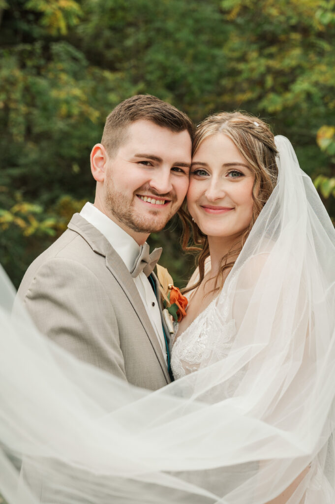 Close-up of the bride’s and groom