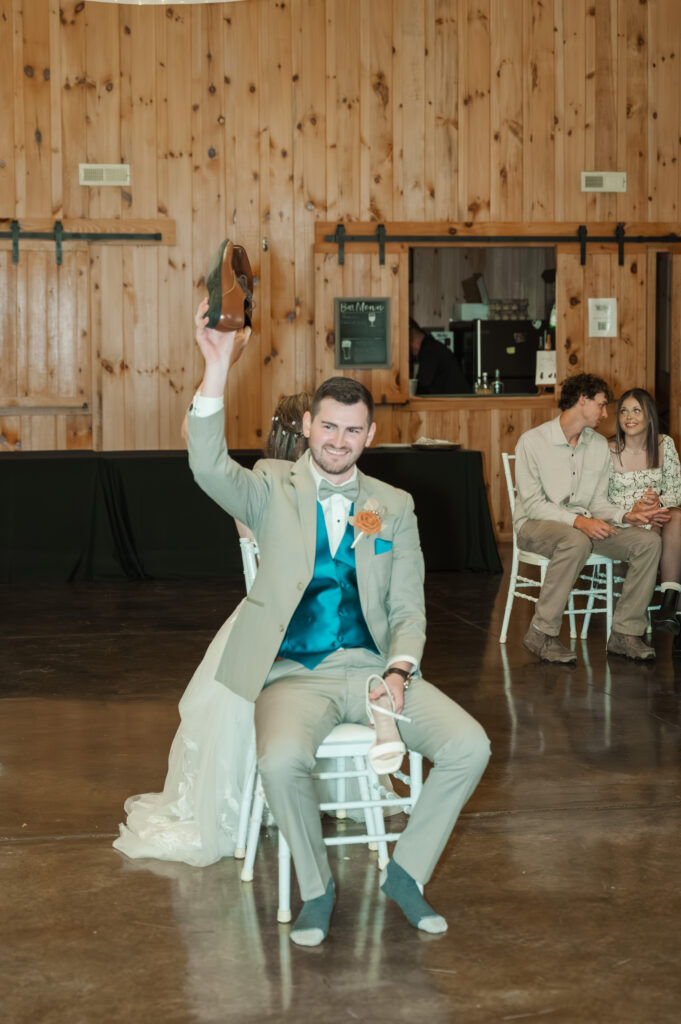 shoe game during wedding reception