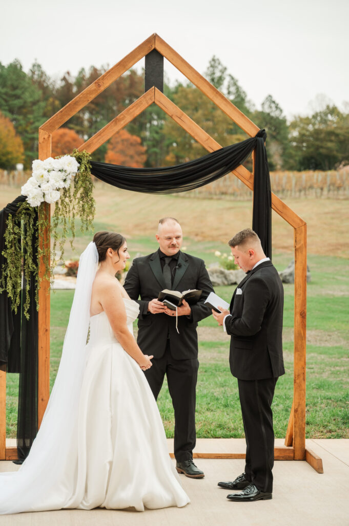 groom reading vows