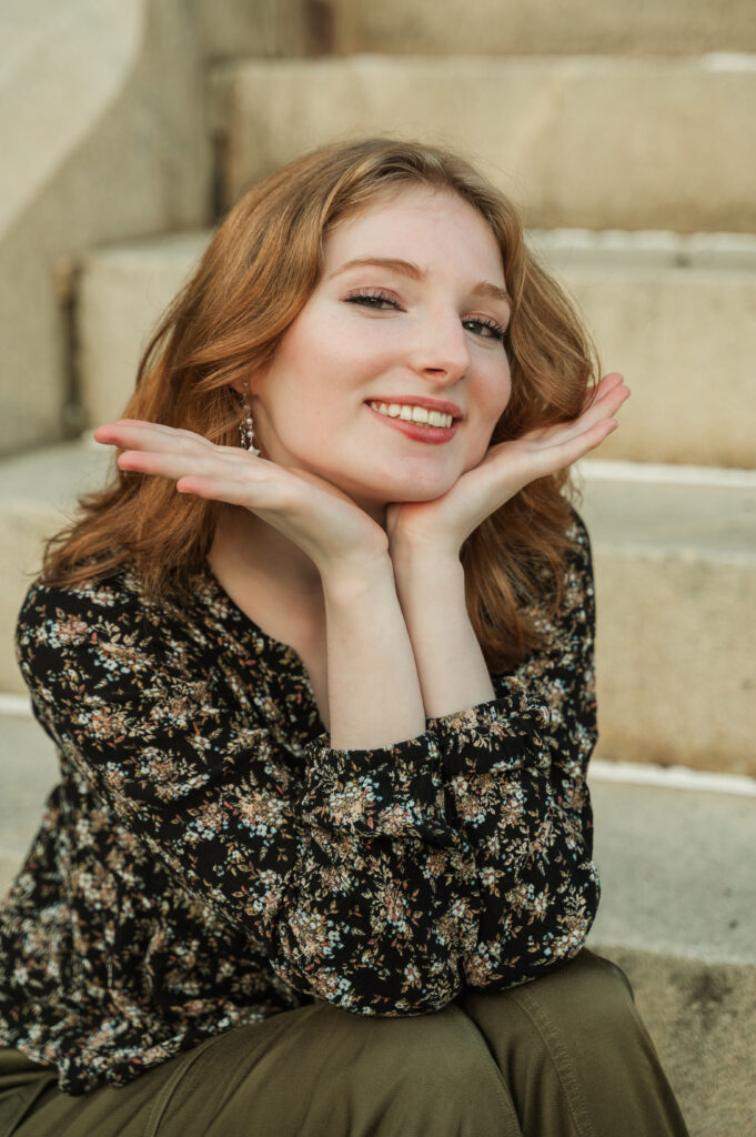 Raichyl striking a cute pose