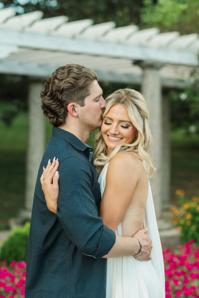 Ian kissing Jordan's temple