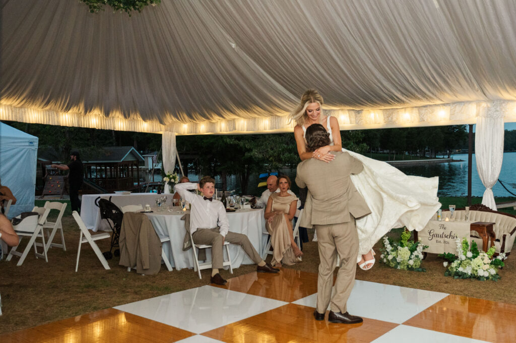 bride and groom first dance
